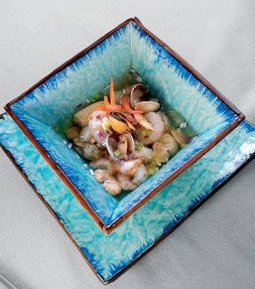 Sopa ibérica con frutos de mar